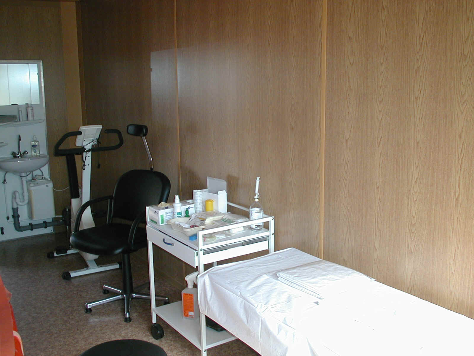 Einrichtung einer tempor&auml;ren Sanit&auml;tsstelle